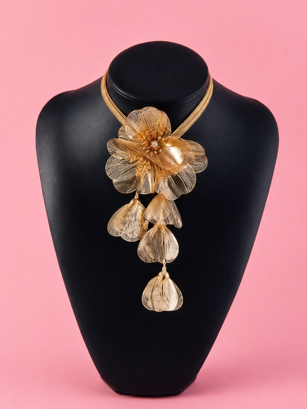 Kate Middleton Famous Cascading Floral Necklace